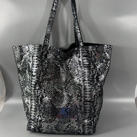 Oak 73 Suede Snake Silver Tote - Picture 6 of 13